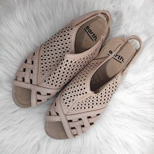 Earth Pisa Galli Wedge Peep Toe Sandals Dusty Pink